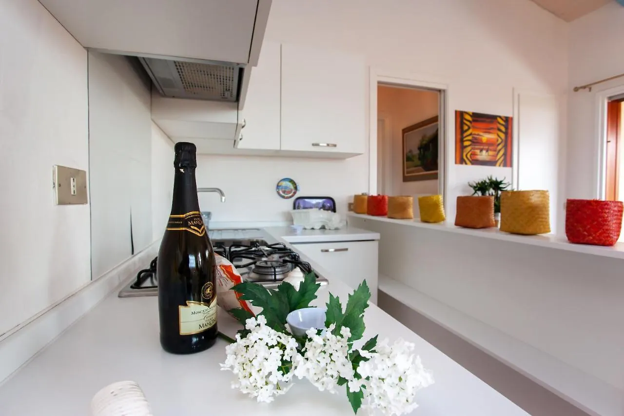 Villino Le Luccine Bilo Villa Puntaldia Holiday home